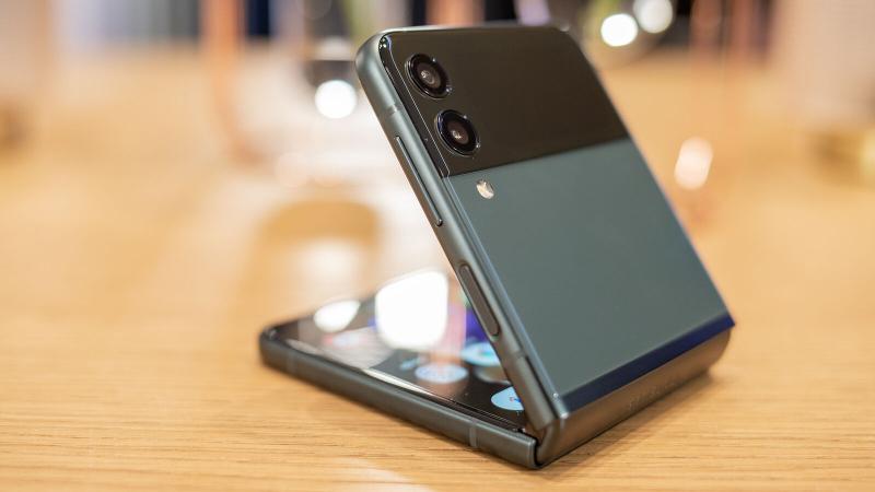 Samsung Galaxy Z Flip3